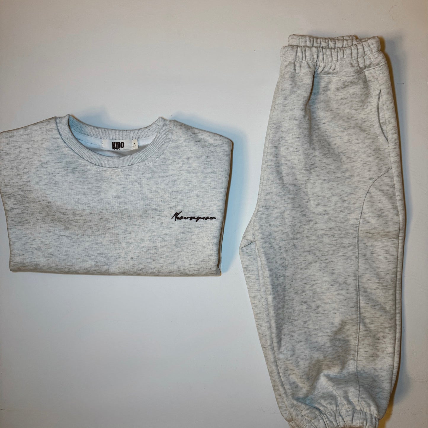 Ensemble jogging cloud