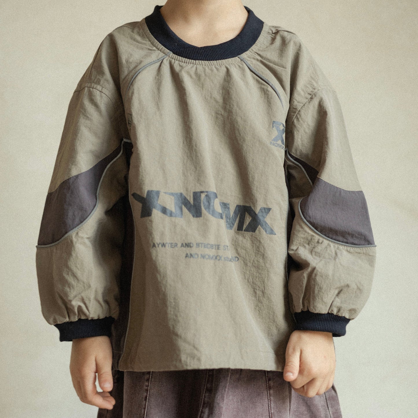 Tee shirt manches longues écritures